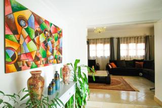 Tara Villa - Elegant 4-Bedroom Home in Buziga - Kampala - 4