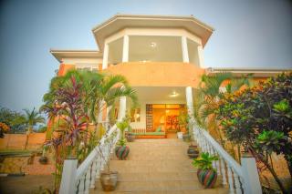 Tara Villa - Elegant 4-Bedroom Home in Buziga - Kampala - 2