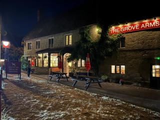 The Grove Arms - 0