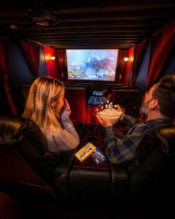 Incredible New York Cabin with a Spa and Movie Theater - 2