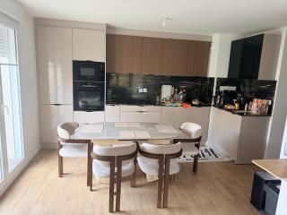 Chambre privée , dans un 4 pièces , avec SDB privative - 2