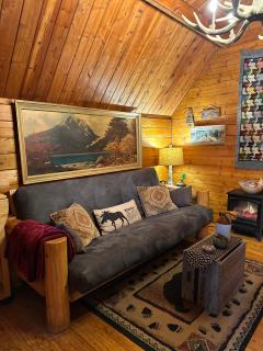 The Dapper Duck Log Cabin - 6