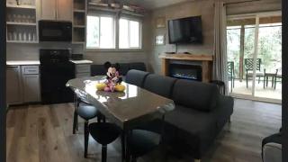 Luxury Tree House Rental in Lindale Ideal for Glamping in Texas - 9