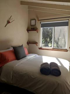 Rustic Cottage Rental with a Hot Tub Perfect for Luxury Camping in Santa Margarita - 2