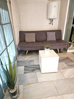 Excelente ubicación cerca del metro para 2 personas - 2