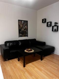 Cozy 1 Bedroom Getaway Central Meidling Location - 8