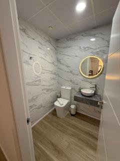 Apartamento a 2 min caminando de la estación de Bus y Tren María Zambrano - 7