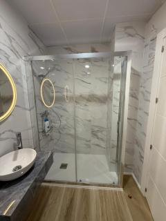 Apartamento a 2 min caminando de la estación de Bus y Tren María Zambrano - 6