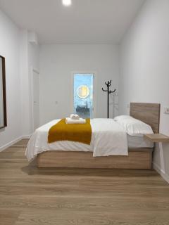 APARTAMENTO ZONA 7 justo al lado de la estación de TREN Y BUS MARÍA ZAMBRANO - 0