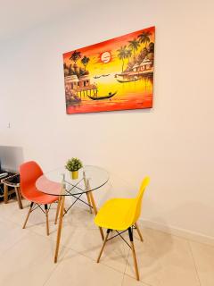 Tribute House 306 - 8