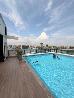 Tribute House 306 - 2