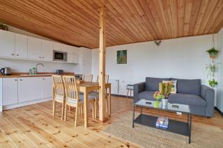 1 Bed Cabin - Sleeps 2 - Pets - Garden - Parking - 6
