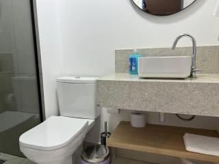 Aptos 1 ou 2 quartos no Centro com Piscina e Academia - 1