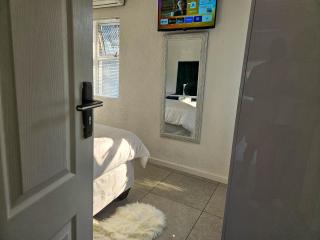 The M GuestHouse - 7