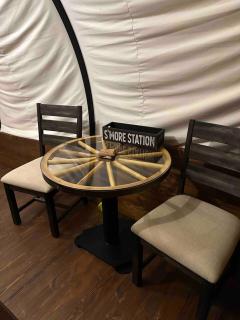 Texas Glamping near Murchison: Charming Wagon Rental Perfect for a Romantic Getaway - 1