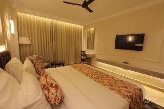 Hotel Ganga Sutra - 2