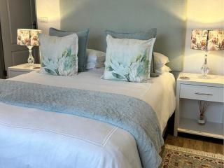 Tree Aloe Guest house - 2