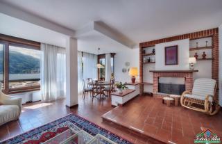 Villa Rosa with Air Conditioning and Lake View - 4