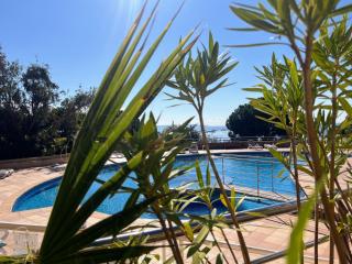 Bel appartement avec piscine en bord de mer - 2