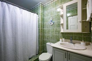 3 Bdr Apartment close to Port of Spain - 6