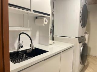 3 minutes on foot from Ttukseom Station, Hongdae within 20 minutes - Yeonmujang-gil - 4B8P - 2