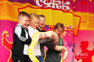 SOLEO Family Resort - domki 3 min od Morza - 3 Baseny, 3 Jacuzzi, Sauna, ANIMACJE, Małpi Gaj, 3 Sale Zabaw, 4 Place Zabaw, 2 Restauracje - 7