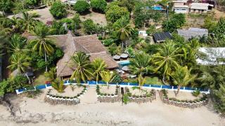 La Vie Est Belle - 0