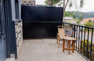 Small cozy house in Kigali - 9