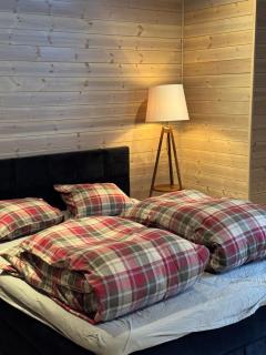 Holiday Cabin with Hot Tub and Billiard Table - 2