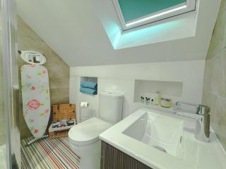 New Modern Studio in Chandlers Ford with Parking - 1