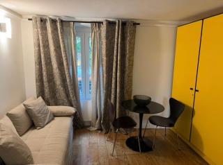 CHARMING LE MARAIS RETRO - 1