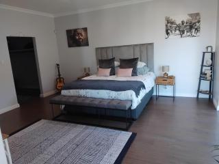 Chanteclair Holiday Home - 2