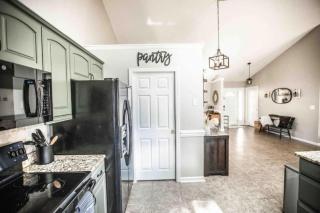 Jeter Mountain Lookout- breath taking views - 5