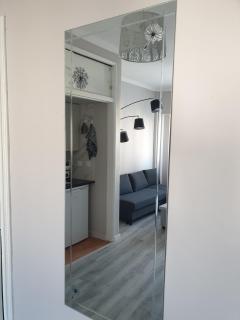 Completely renovated, 2 meters from public transport - 6