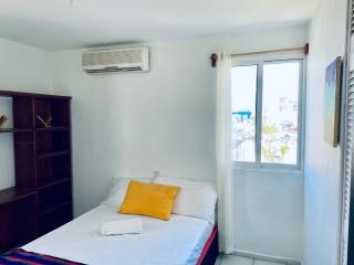 Apartments & Rooms in Punta Sam Ferry beach - 2