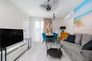 Apartament z Klimatyzacją i Parkingiem w Niechorzu by Noclegi Renters - 4
