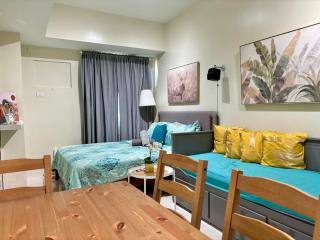 Chic N Sleek studio unit at BRENTHILL - 8