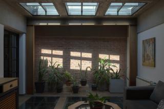 Industrial House in Mendoza with Jacuzzi - 2