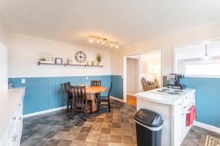 The Corner House - 6