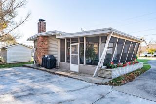 The Corner House - 9