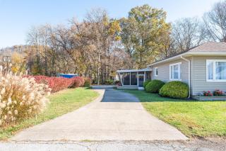 The Corner House - 5