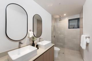 Casa Brisa Tranquila, Pools, Gym, & Beach Club - 4