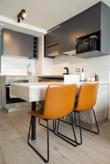 Chic Downtown Retreat Cozy 1BR Apartment for 3 - 3