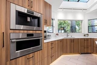 Lake Whatcom Beachfront Villa - 5