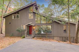 Serenitys Edge - Beautiful Views, Large Deck with TV and Fireplace + Big Canoe Community Access - 1