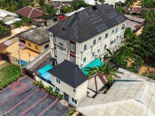 Masters Class Apartments - 3