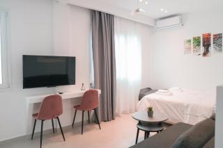 THE LOT luxury suites - 9