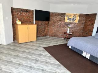 Staylax guesthouse - 4