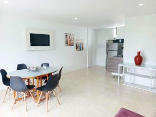 Apartamento moderno y cómodo - A 5 minutos de la Playa - 8