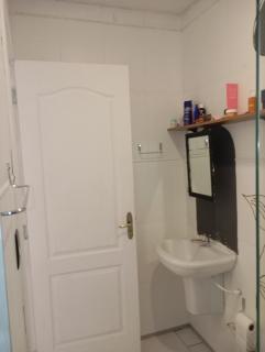 Casa com garagem 4 pessoas - 3